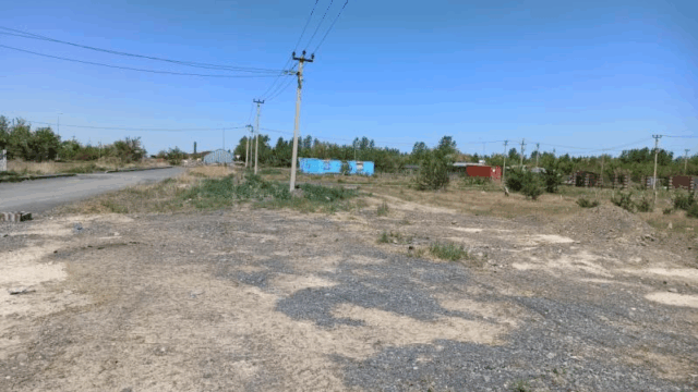 Жалпы алаңы 0,9 га болатын жер учаскесі, жекеменшік құқығында, кадастрлық нөмірі – 24:255:056:995