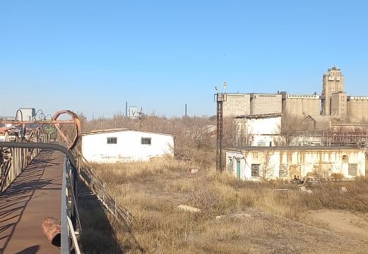 Жалпы ауданы 1 677 ш.м. болатын ғимараттар мен құрылыстар кешені, ауданы 4,8730 га